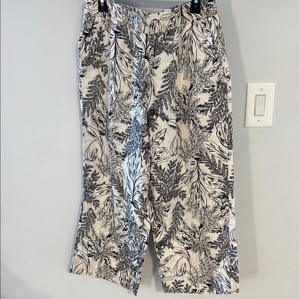 Black and White Floral Print Pants